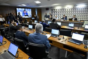 CPMI do INSS cancela depoimentos de Leila Pinheiro e de diretores de instituições financeiras