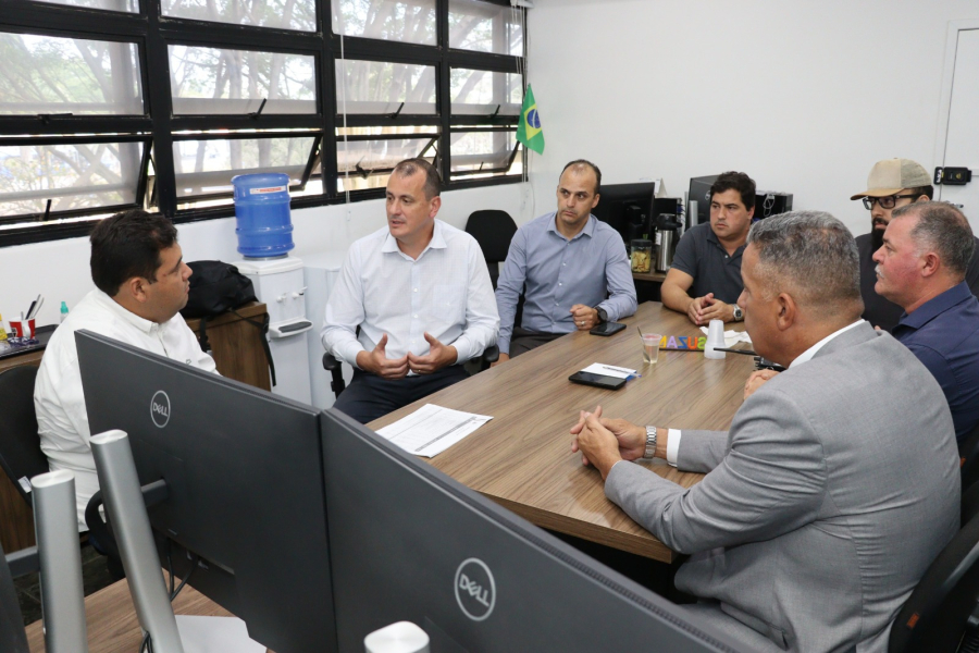 Prefeito se reúne com representantes da SSP para alinhar implantação do Baep