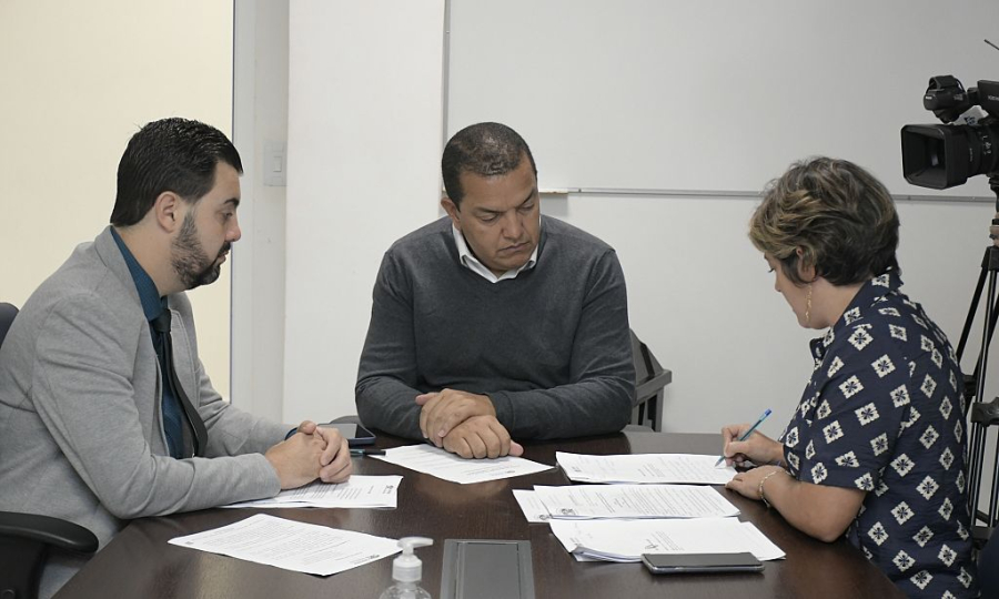 Comissão de Meio Ambiente da Câmara aprova projetos sobre descarte de resíduos e praças inclusivas