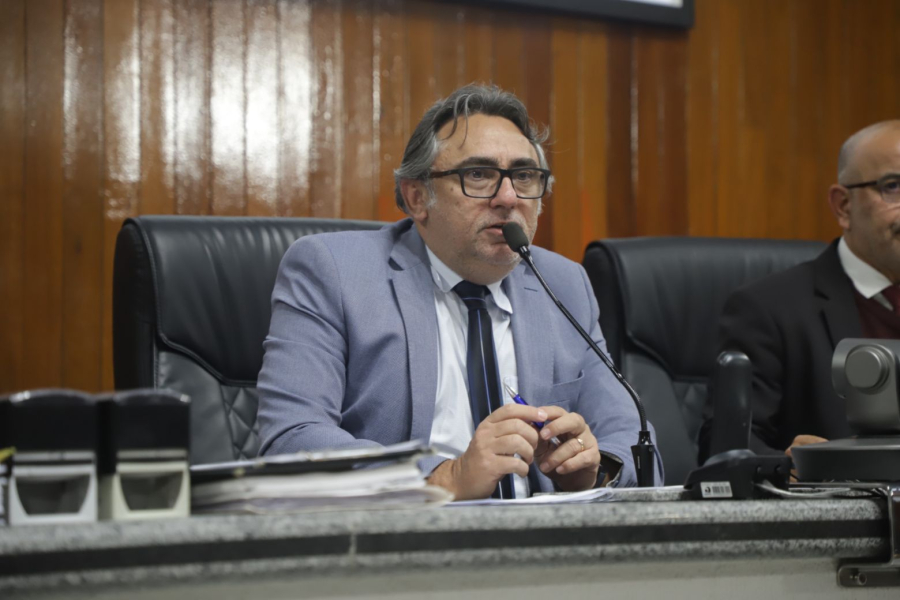 ADIs comemoram aprovação de projeto de valorização da categoria em Mogi