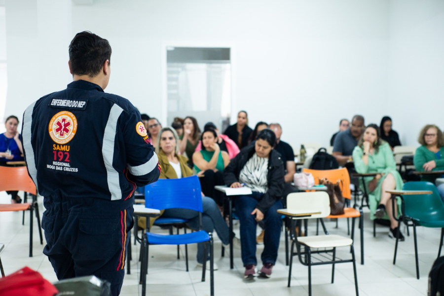 Arujá capacita profissionais de enfermagem da rede municipal com treinamento do SAMU