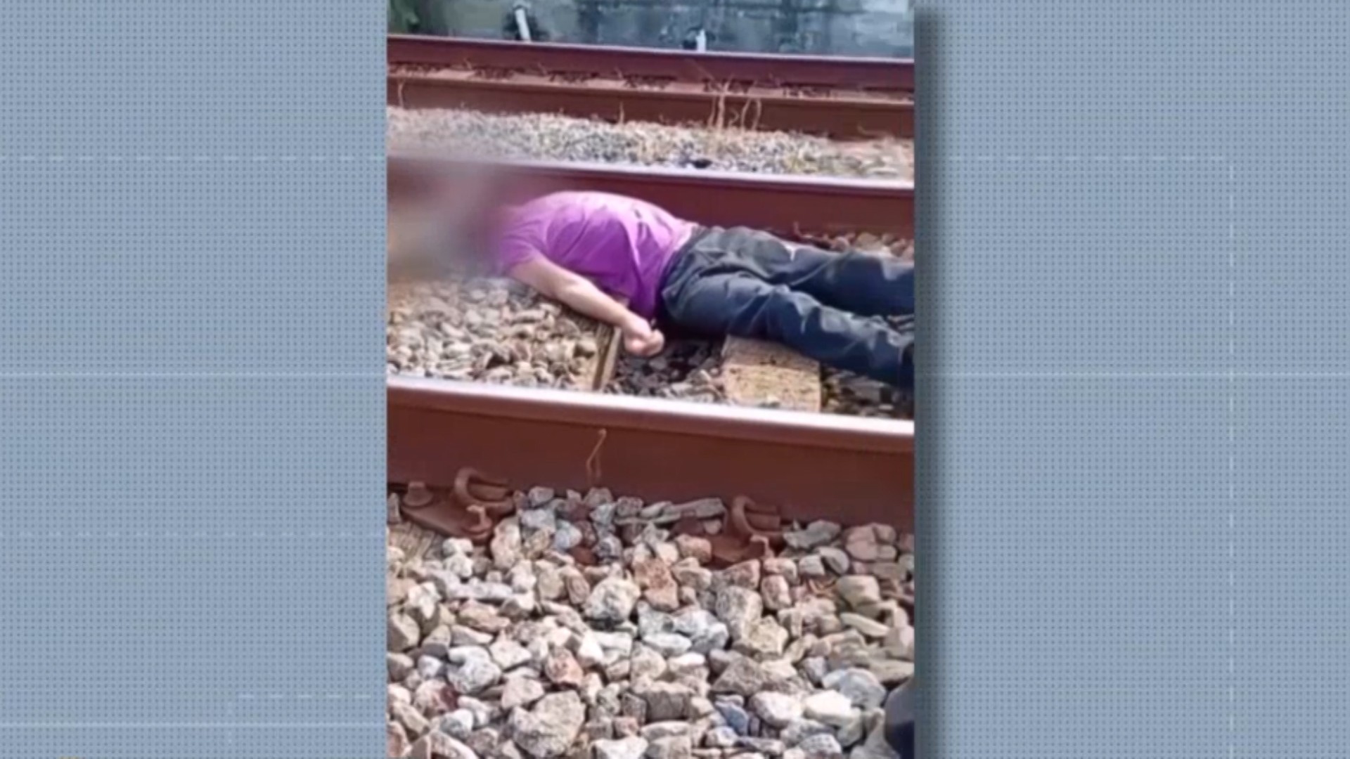 Vídeo de suposto influenciador que deita em trilho e espera trem passar acima dele, na Grande SP: o que se sabe sobre o caso