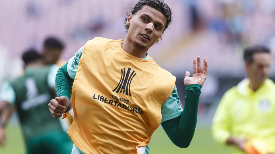 FC Porto faz oferta por 'queridinho' de Abel Ferreira no Palmeiras