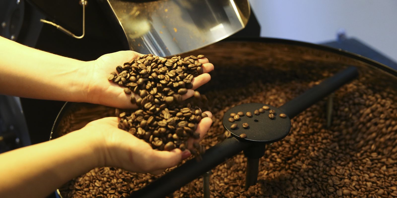 Preço do café cai pela primeira vez depois de 18 meses, diz IBGE