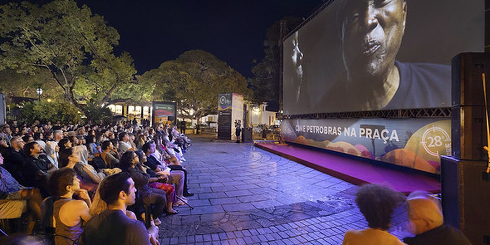 Abertura da Mostra de Tiradentes celebra Karine Teles e Júlio Bressane