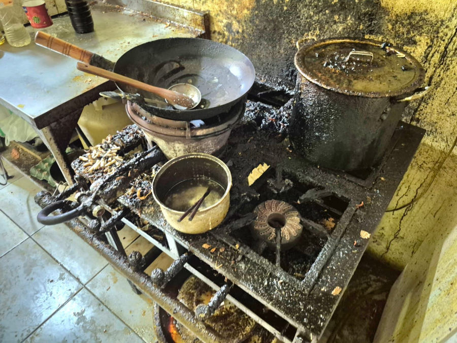 Vigilância Sanitária interdita delivery de yakisoba na rua Baruel