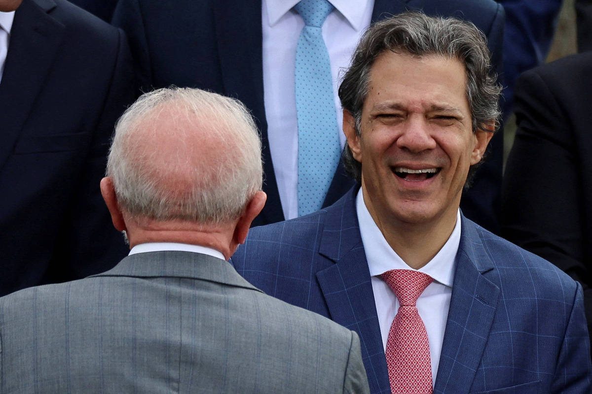 Partidos cobiçam vaga de suplente de Haddad, caso ele saia para o Senado