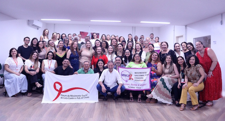 Gestores(as), representantes da sociedade civil e profissionais de saúde se reúnem em Fortaleza para fortalecer plano de eliminação da aids