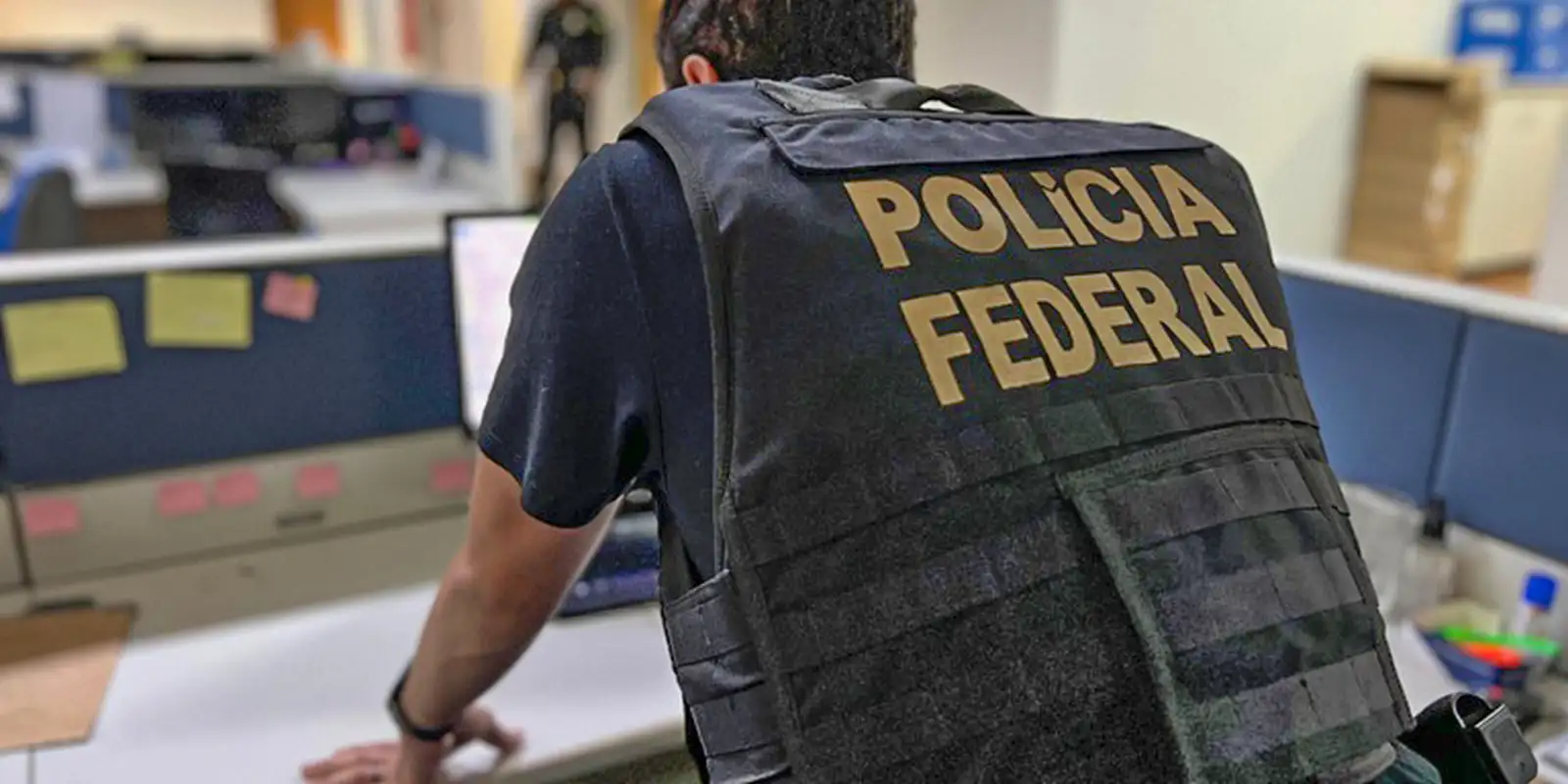 Operação da PF combate lavagem de dinheiro e evasão de divisas