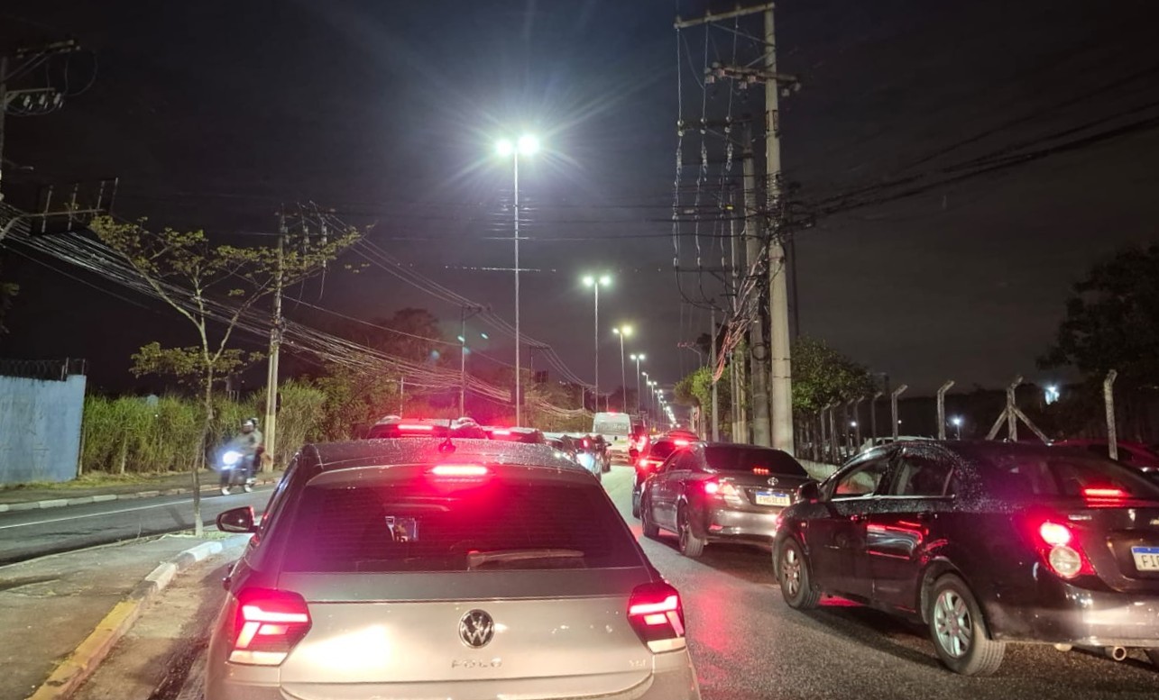 Distrito de Mogi das Cruzes registra 3° dia de congestionamento intenso