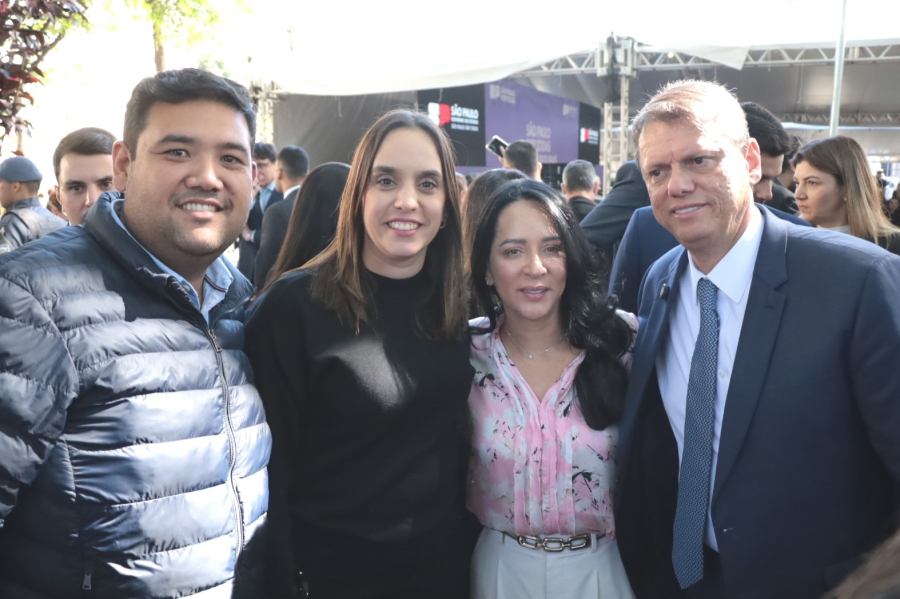 Prefeito participa de solenidade voltada à proteção das mulheres 