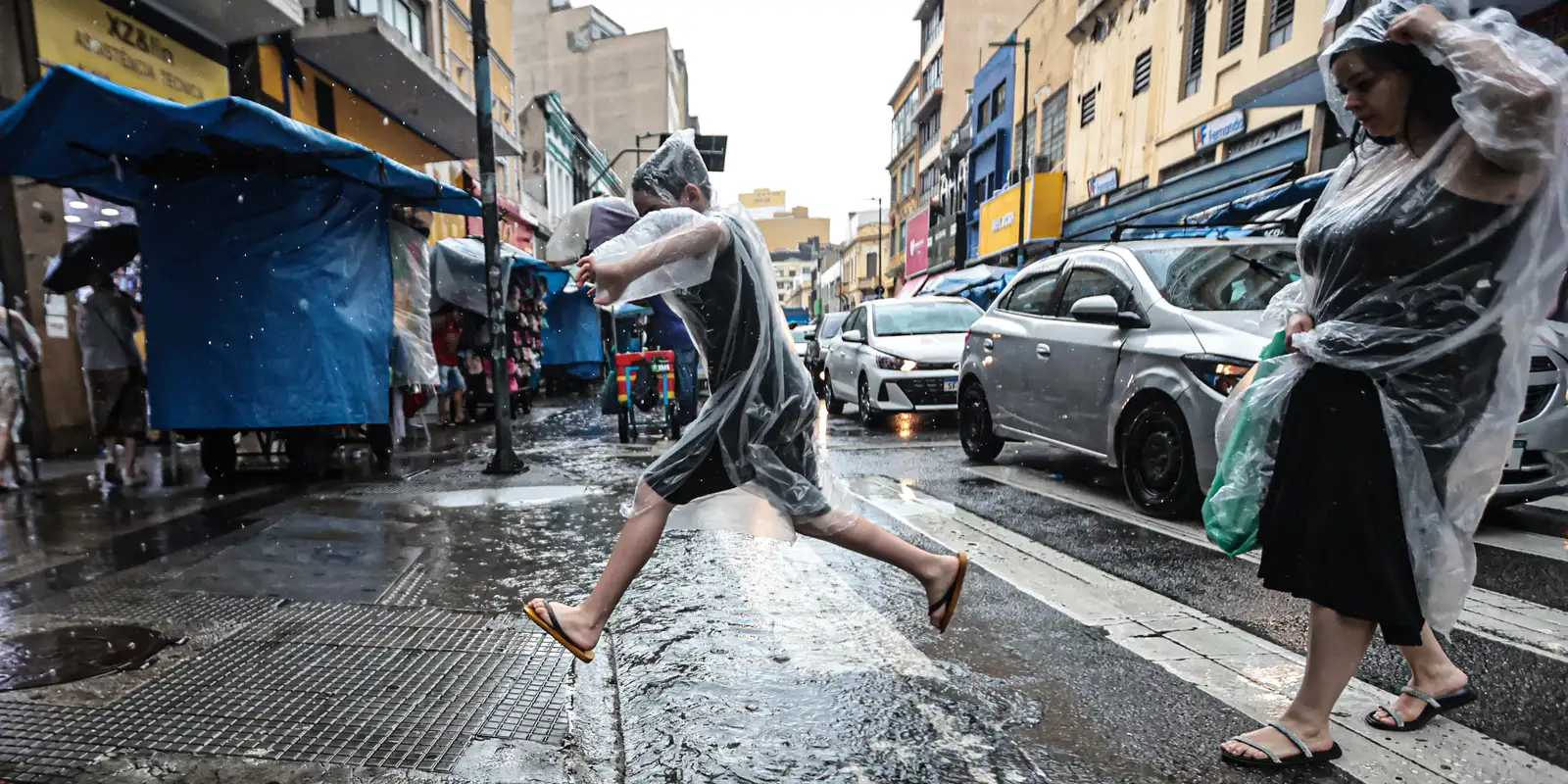 Chuva deve atingir todas as regiões no fim de semana, prevê Inmet 