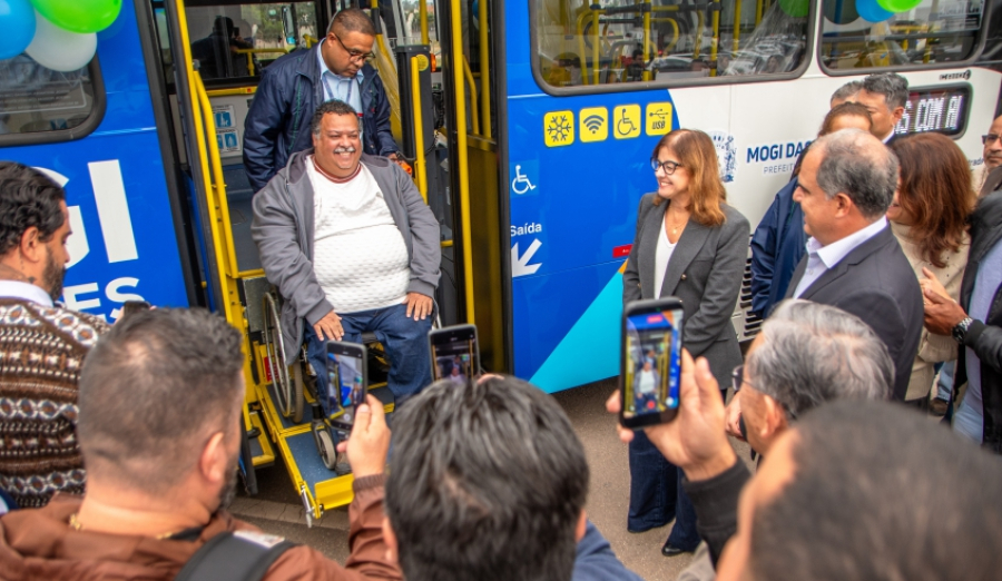 Mogi recebe  26 novos ônibus com ar-condicionado 