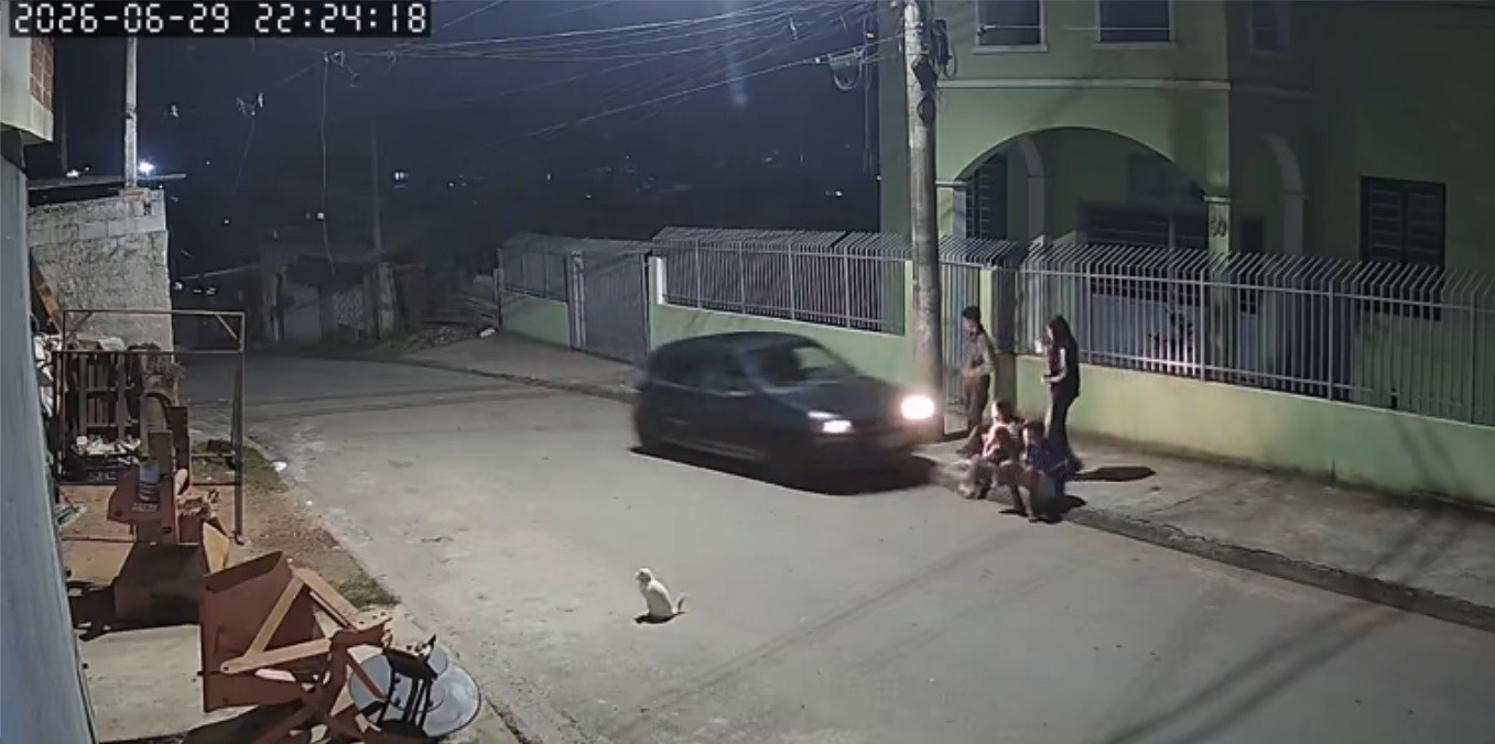 VÍDEO: criança de 4 anos fica gravemente ferida após ser atropelada em Biritiba Mirim; homem é preso
