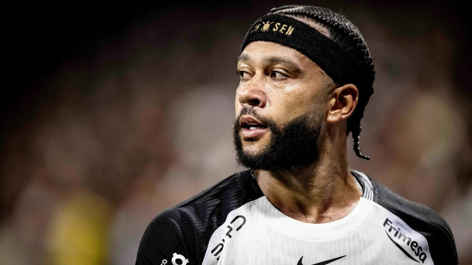 Diniz espera resposta sobre Memphis e aprova Arthur e Wesley no Corinthians