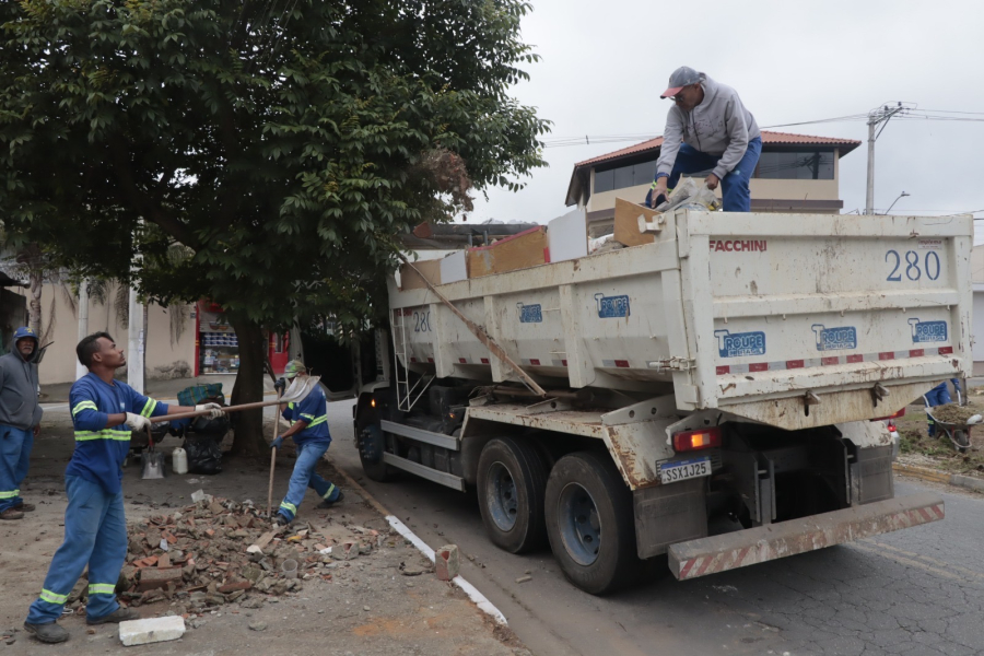 Em Suzano, manutenção intensifica zeladoria e amplia frentes de trabalho em mais de 20 bairros