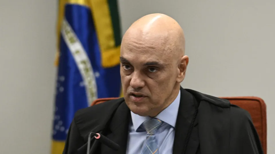 Moraes diz que IA é anabolizante para desinformação eleitoral