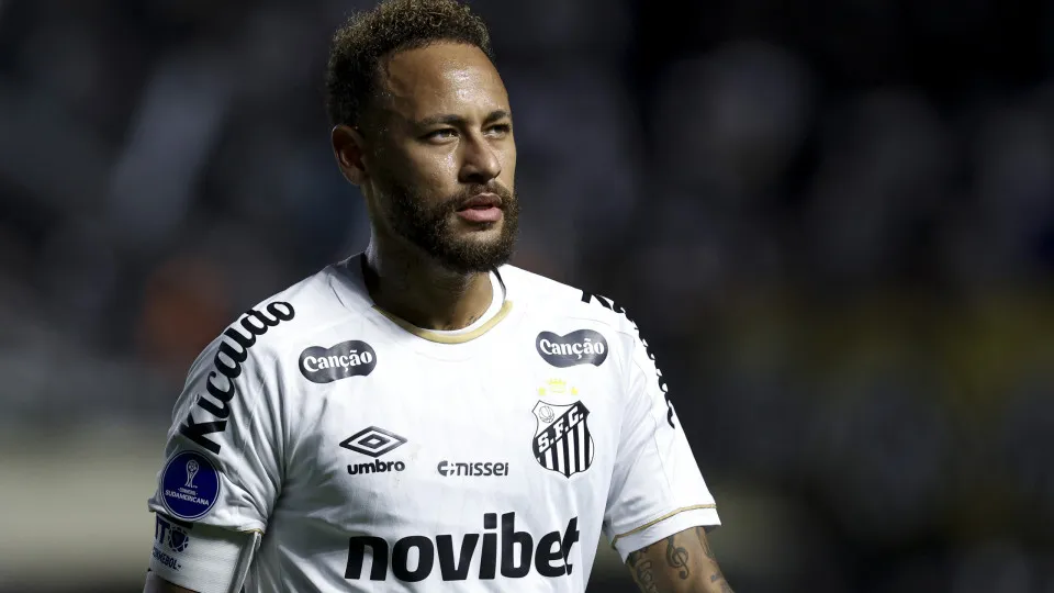 Sem Neymar, Santos visita o Inter em confronto direto na luta contra o rebaixamento