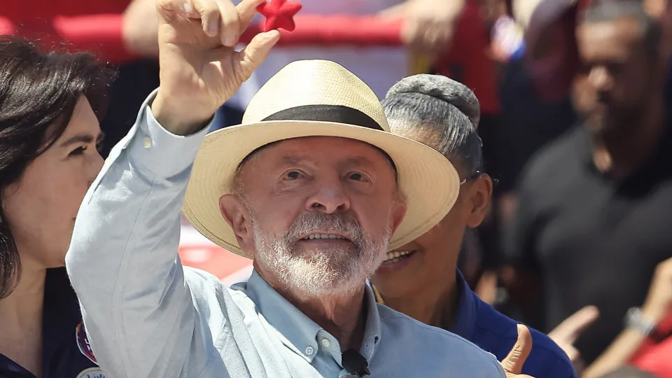 Lula viaja a BH nesta reta final do 1º turno; é a 4ª viagem a MG