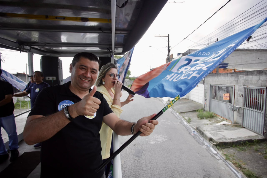 Rodrigo Ashiuchi reúne 500 veículos em carreata durante último dia de campanha