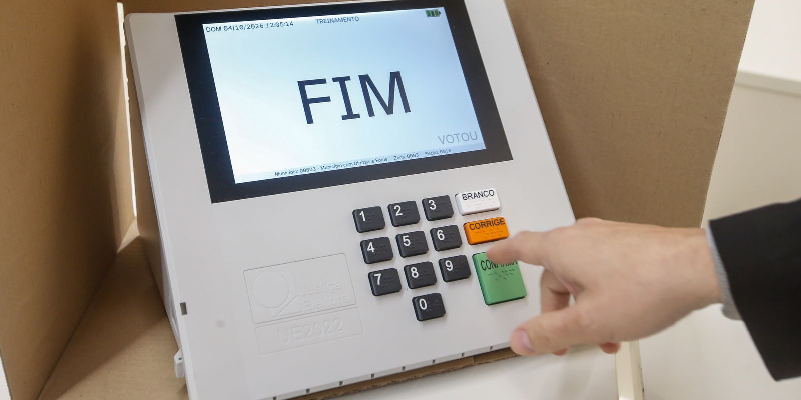 TRE-SP inicia testes de integridade em urnas da capital paulista