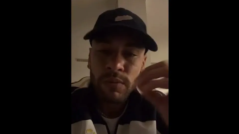Neymar se explica após expulsão polêmica: "Nestor foi muito safado"